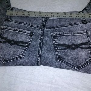 Mudd Jeans UEC Size 7